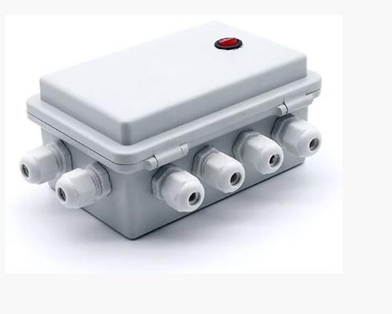 Розподільна коробка для управління прожекторами Bridge CB006