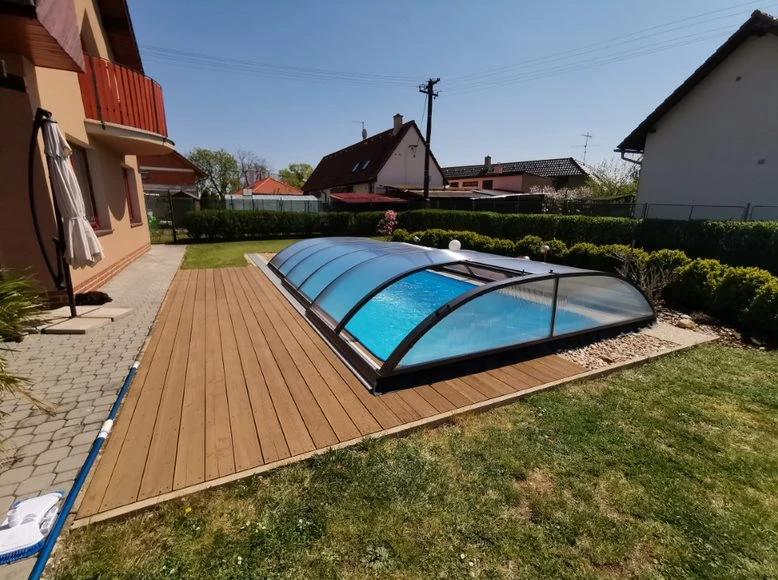 Павільйон Compact з прозорим полікарбонатом розміром 3.90х6.42х0.8м